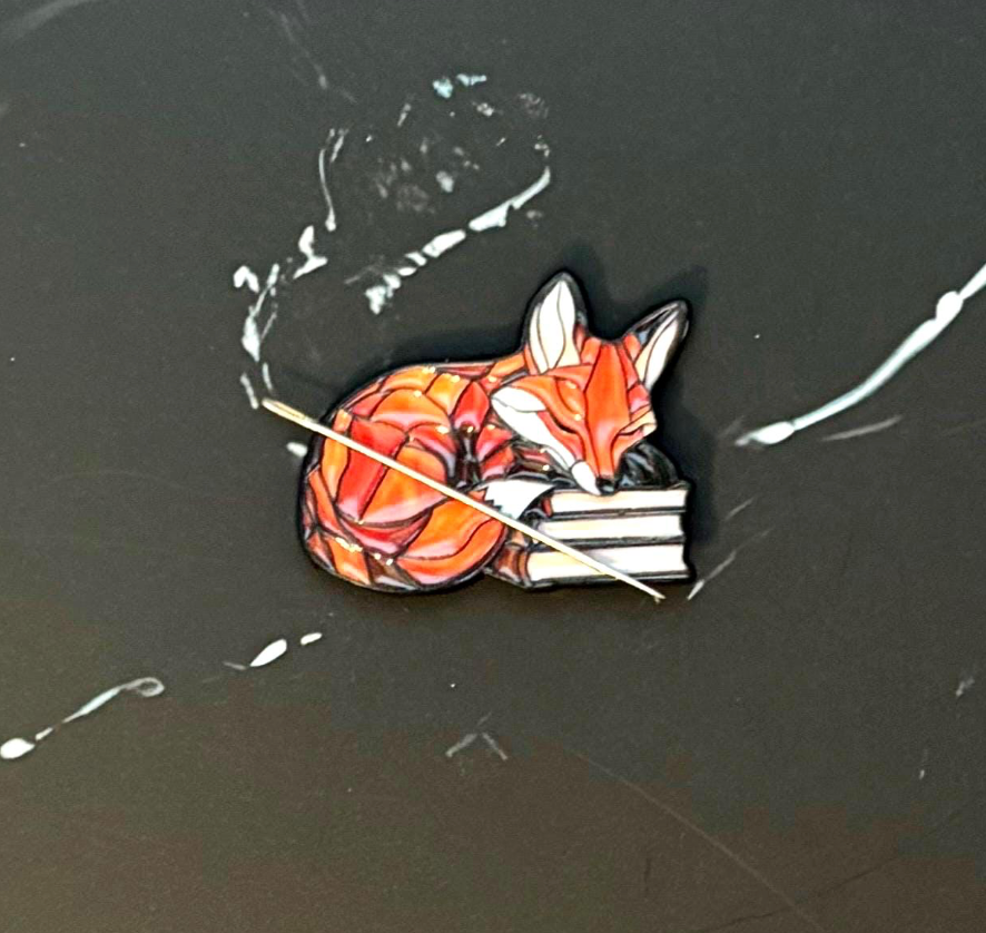 Fox Needle Minder